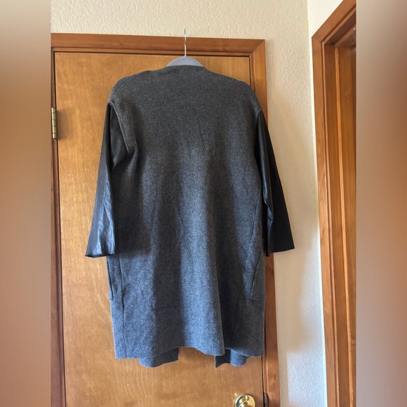 Zara Knit Charcoal Sweater - Picture 3 of 10